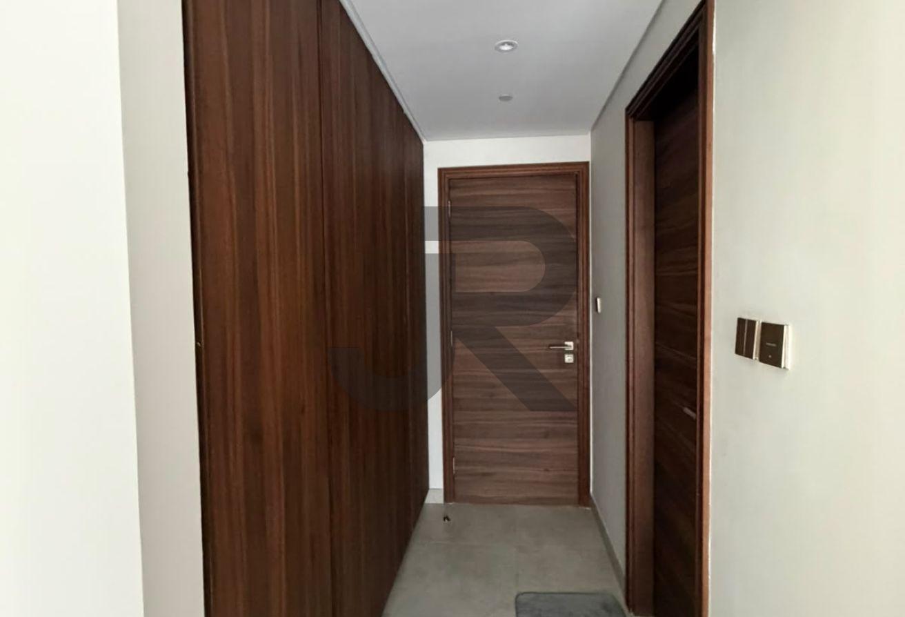 Fully Furnished | Ready To Move | 1 Bedroom photo 7