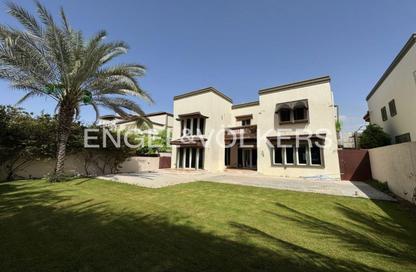Villa - 3 Bedrooms - 4 Bathrooms for rent in Regional Small - Regional - Jumeirah Park - Dubai