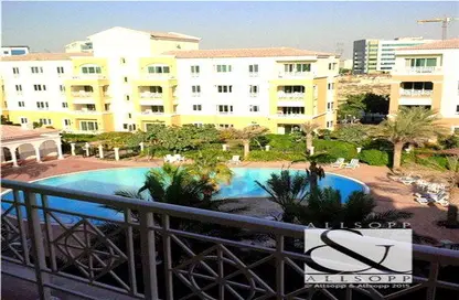 شقة - غرفة نوم - 2 حمامات للايجار في ساوث ويست أبارتمنتس 6 - شقق ساوث واست - الروضة الخضراء غرب - مجتمع الحدائق - مجمع دبي للاستثمار - دبي