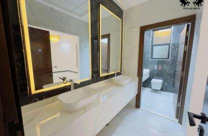Villa - 3 Bedrooms - 5 Bathrooms for sale in Al Helio 2 - Al Helio - Ajman Villa - 3 Bedrooms - 5 Bathrooms for sale in Al Helio 2 - Al Helio - Ajman