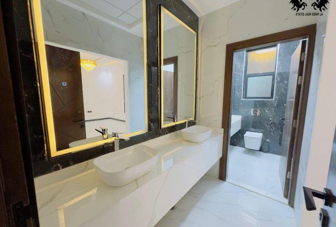 103693848 - صورة العقار 3