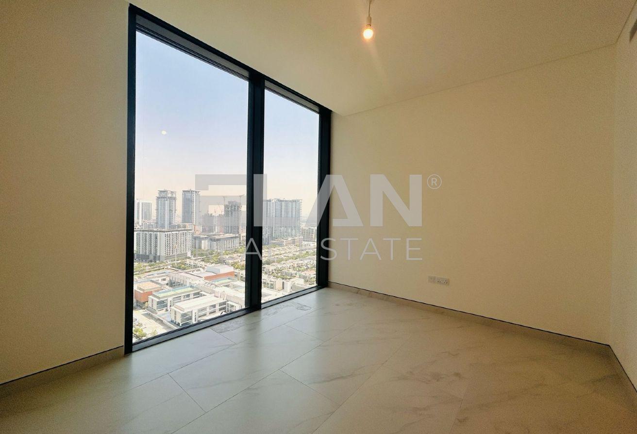 Best Price | Amazimg Views | Unfurnished photo 8