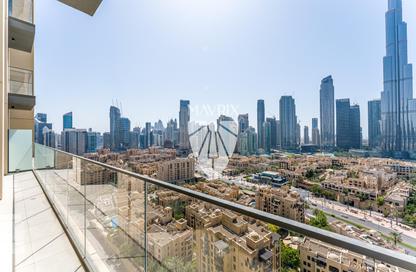 Apartment - 2 Bedrooms - 2 Bathrooms for rent in Burj Royale - Downtown Dubai - Dubai