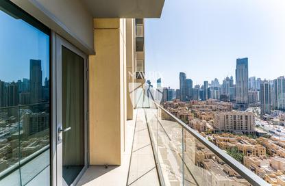 Apartment - 2 Bedrooms - 2 Bathrooms for rent in Burj Royale - Downtown Dubai - Dubai