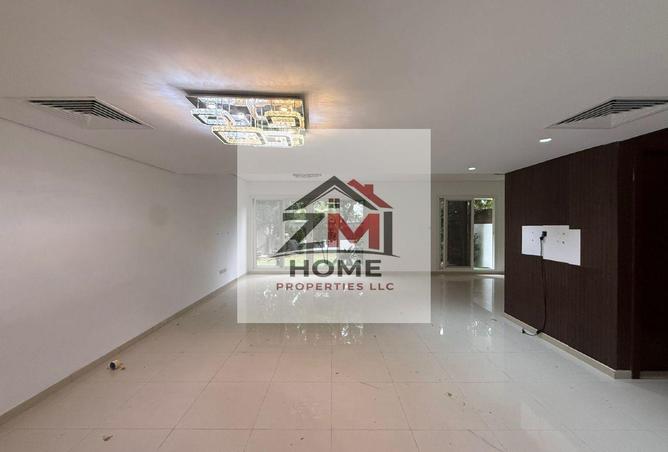 67910336 - Property Image 2