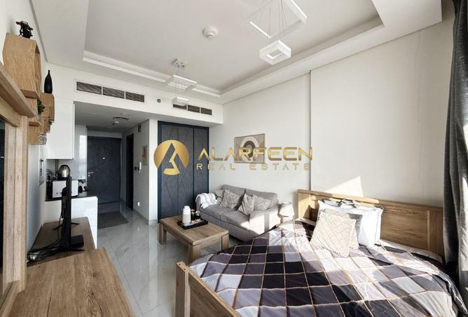 135602000 - Property Image 3