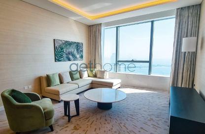 Apartment - 1 Bedroom - 2 Bathrooms for rent in The Palm Tower - Palm Jumeirah - Dubai