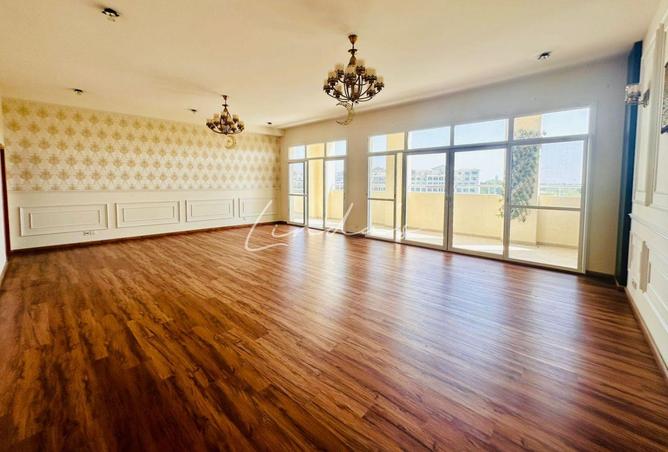 76966373 - Property Image 2