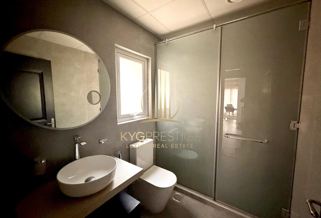 Single Row | Near Entrance | Private Pool photo 29