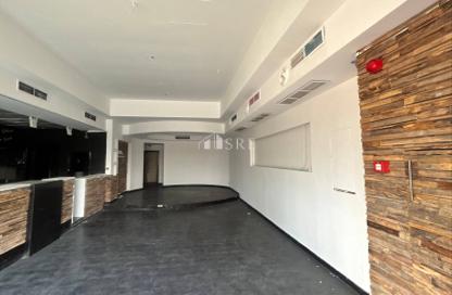 Shop - Studio - 2 for sale in The Royal Oceanic - Dubai Marina - Dubai