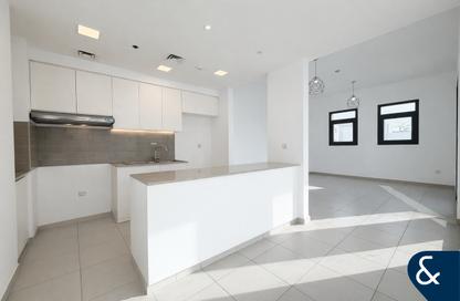 Apartment - 3 Bedrooms - 3 Bathrooms for sale in Zahra Apartments 2A - Zahra Apartments 2 - Zahra Apartments - Town Square - Dubai