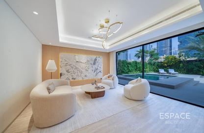 Villa - 5 Bedrooms - 7 Bathrooms for rent in Meadows 1 - Meadows - Dubai