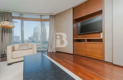 شقة - غرفة نوم - 2 حمامات للايجار في مساكن أرماني - برج خليفة - وسط مدينة دبي - دبي