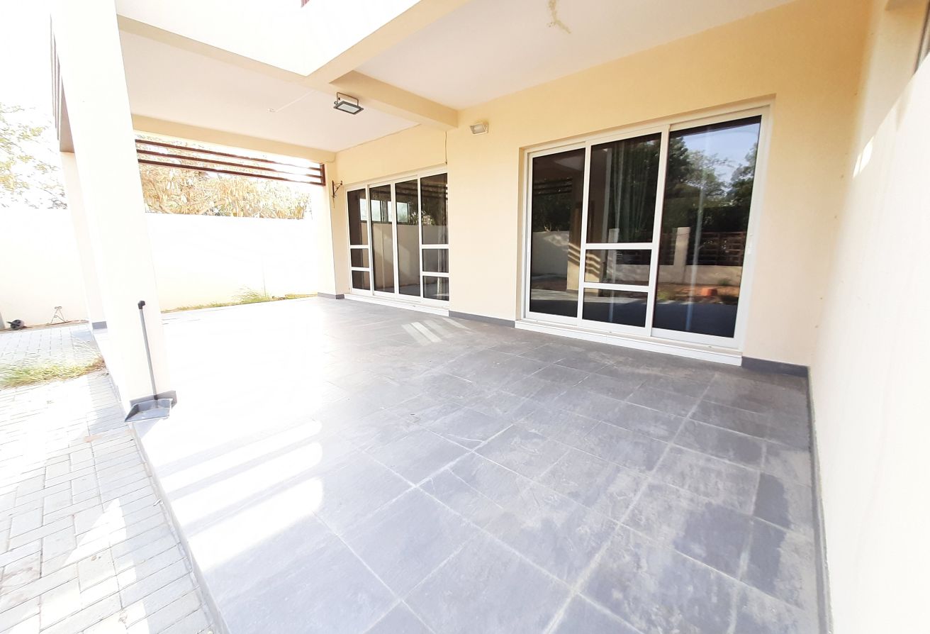 Premium 4BR Villa | Beachside Lifestyle
