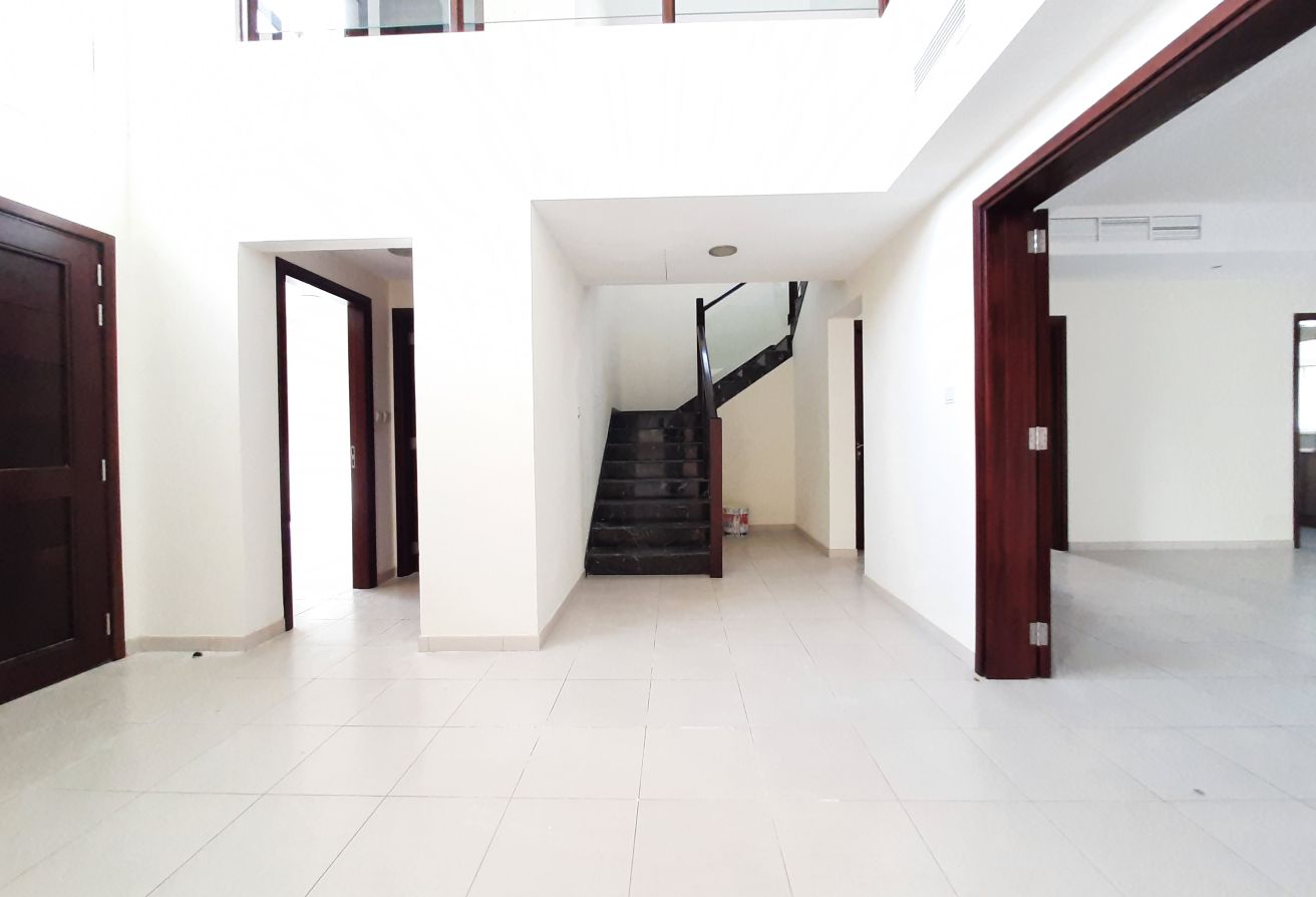 Premium 4BR Villa | Beachside Lifestyle
