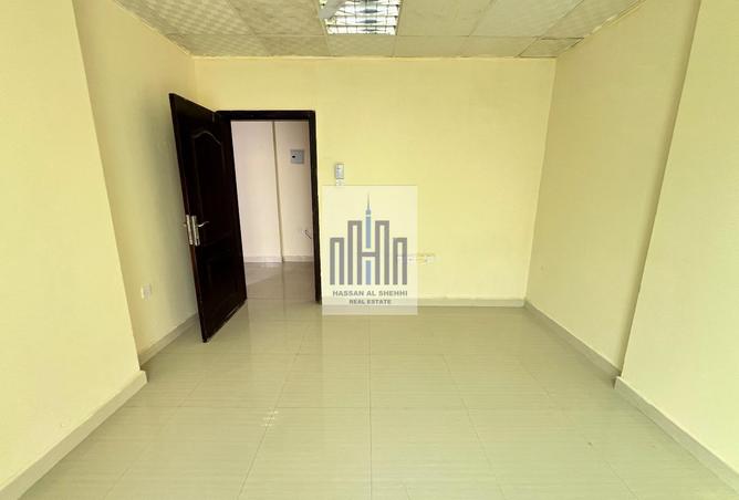 77372341 - Property Image 3