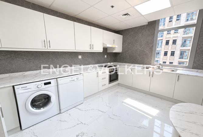 Upgraded & Fully Furnished | Spacious photo 2