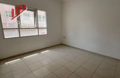 Apartment - 1 Bedroom - 2 Bathrooms for rent in Dar Al Majaz - Jamal Abdul Nasser Street - Al Majaz - Sharjah Apartment - 1 Bedroom - 2 Bathrooms for rent in Dar Al Majaz - Jamal Abdul Nasser Street - Al Majaz - Sharjah