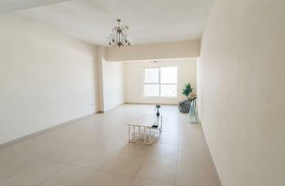 Apartment - 2 - 3 for rent in Al Heera Tower - Al Majaz 1 - Al Majaz - Sharjah Apartment - 2 - 3 for rent in Al Heera Tower - Al Majaz 1 - Al Majaz - Sharjah