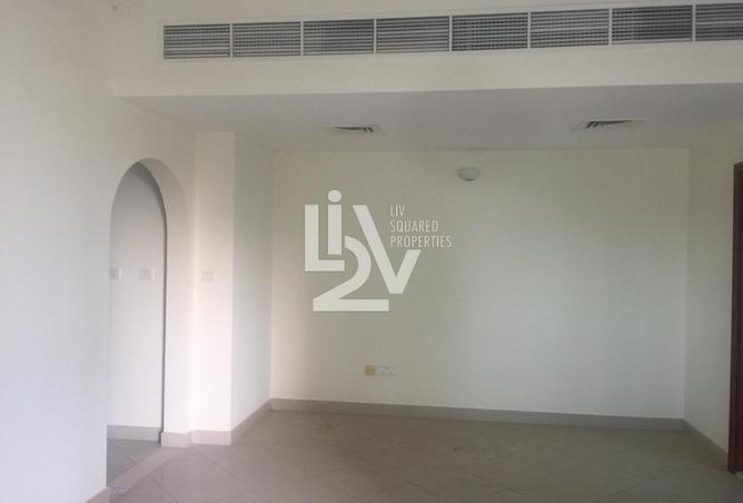 62860338 - Property Image 3