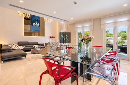 Villa - 3 - 4 for sale in Sur La Mer 1 - Sur La Mer - Jumeirah 1 - Jumeirah - Dubai