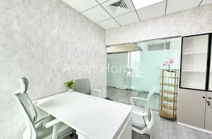 Business Centre - Studio for rent in Iris Bay - Business Bay - Dubai