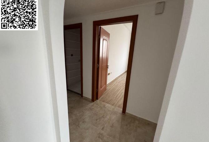 64042207 - Property Image 3