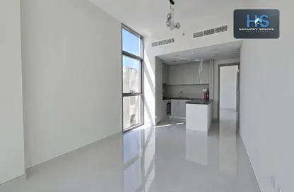 شقة - غرفة نوم - 2 حمامات للايجار في مساكن تايا - الفرجان - دبي