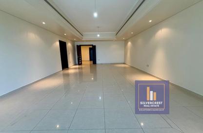 Apartment - 3 - 5 for rent in Sheikha Salama Tower - Khalidiya Street - Al Khalidiya - Abu Dhabi