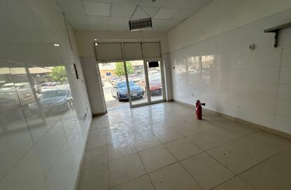متجر - استوديو للايجار في مبنى مويلح - مويلح - الشارقة متجر - استوديو للايجار في مبنى مويلح - مويلح - الشارقة