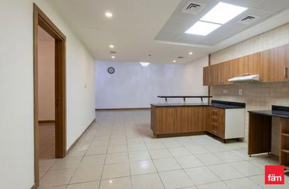 Apartment - 1 Bedroom - 2 Bathrooms for rent in Sulafa Tower - Dubai Marina - Dubai