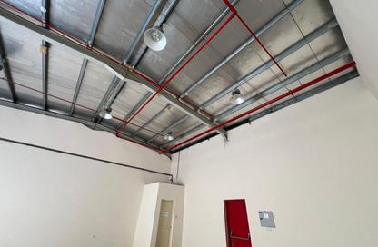 Warehouse - Studio - 1 for rent in Al Sajaa Industrial - Al Sajaa - Sharjah