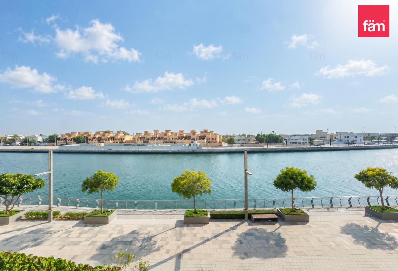 Canal View | Prime Location | Huge Terrace photo 30