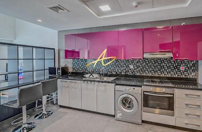 Apartment - 2 Bedrooms - 3 Bathrooms for rent in Cayan Tower - Dubai Marina - Dubai