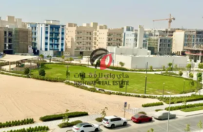 شقة - غرفة نوم - 2 حمامات للايجار في ليوان 2 - دبي لاند - دبي