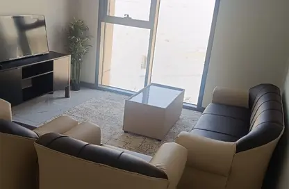 شقة - 2 غرف نوم - 2 حمامات للايجار في برج روكان B - برج روكان - روكان - دبي لاند - دبي