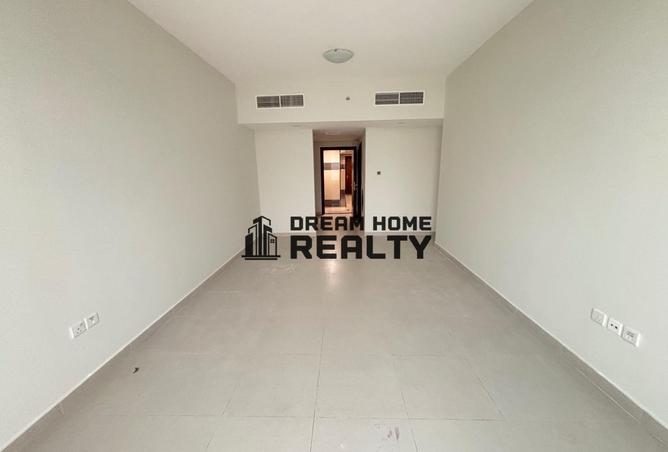 74235904 - Property Image 3