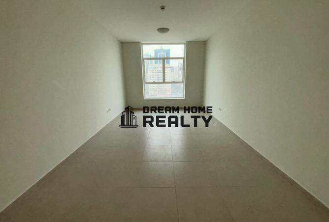 74235904 - Property Main Image