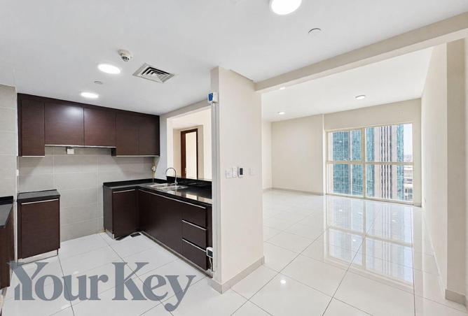 2-bed apartment in Marina Blue Tower · Marina view — photo 2