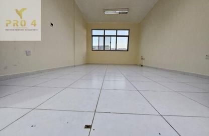 Apartment - 2 Bedrooms - 2 Bathrooms for rent in Tourist Club Area - Abu Dhabi Apartment - 2 Bedrooms - 2 Bathrooms for rent in Tourist Club Area - Abu Dhabi
