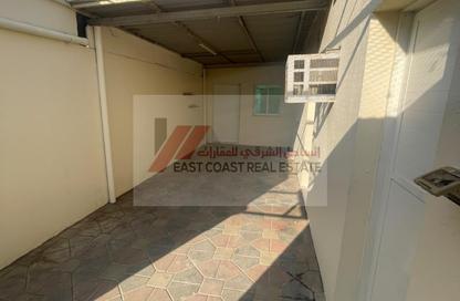 Villa - 2 - 2 for rent in Sheikh Hamad Bin Abdullah St. - Fujairah
