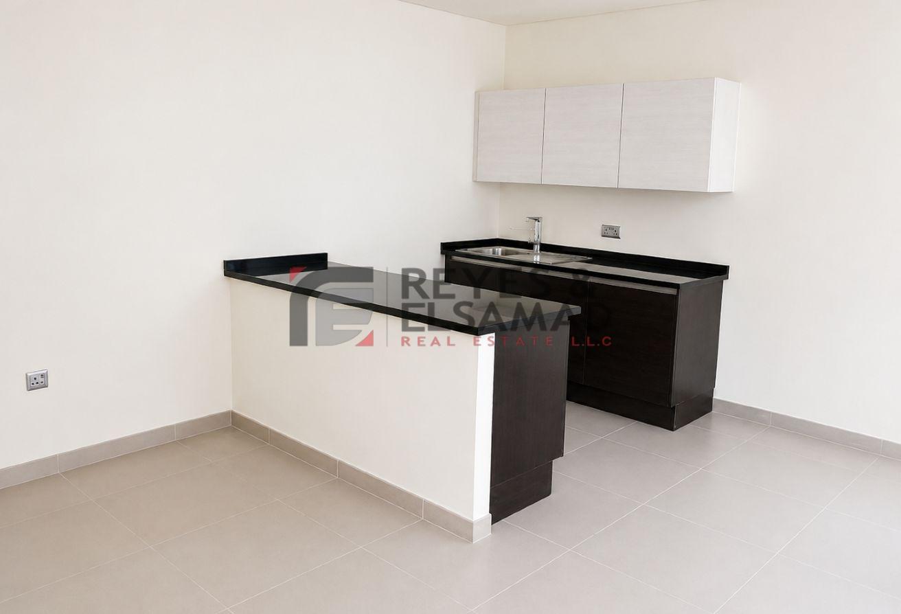 Private Pool | With Study and Maid room I Elevator photo 13