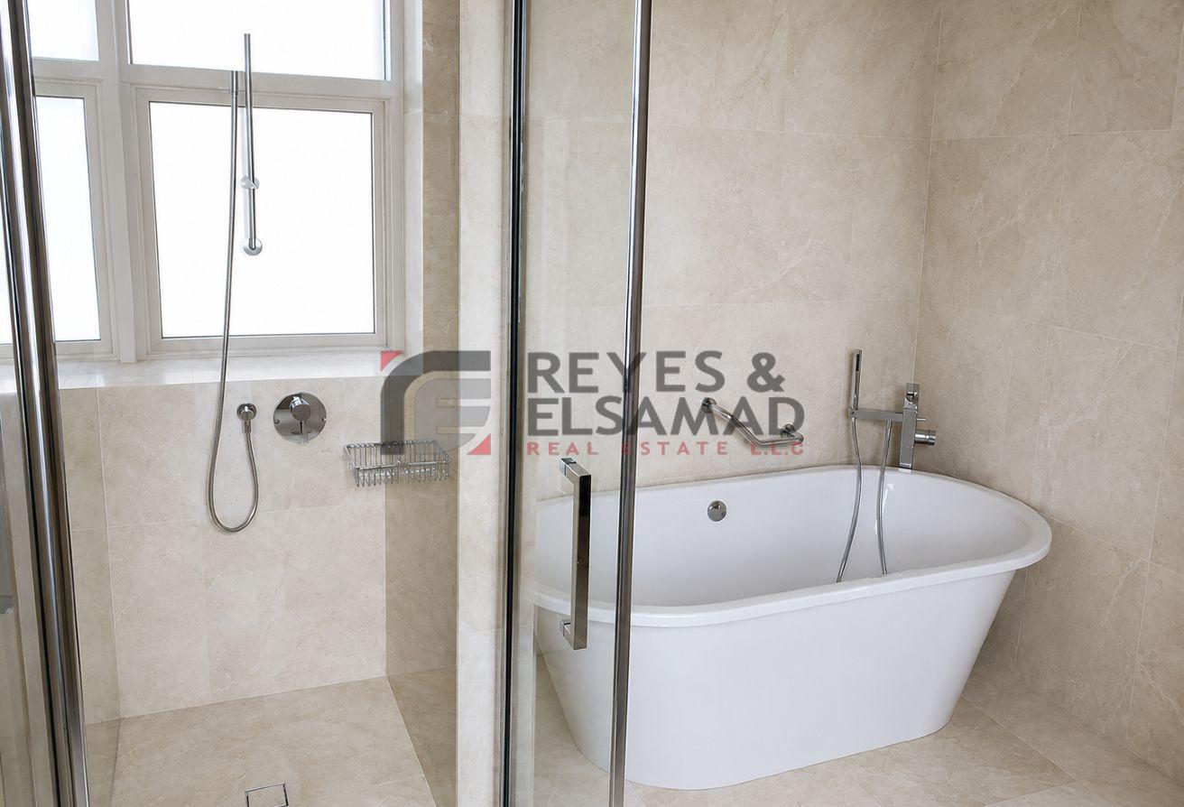 Private Pool | With Study and Maid room I Elevator photo 20