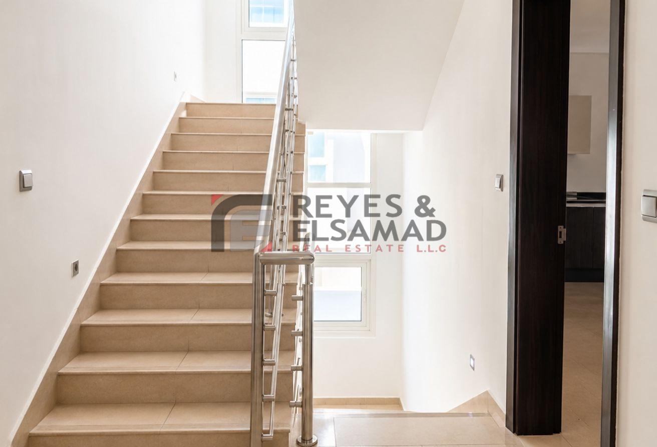 Private Pool | With Study and Maid room I Elevator photo 27
