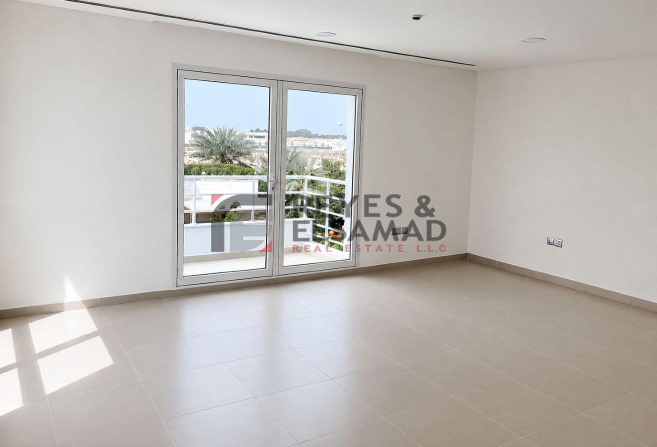 Private Pool | With Study and Maid room I Elevator photo 4