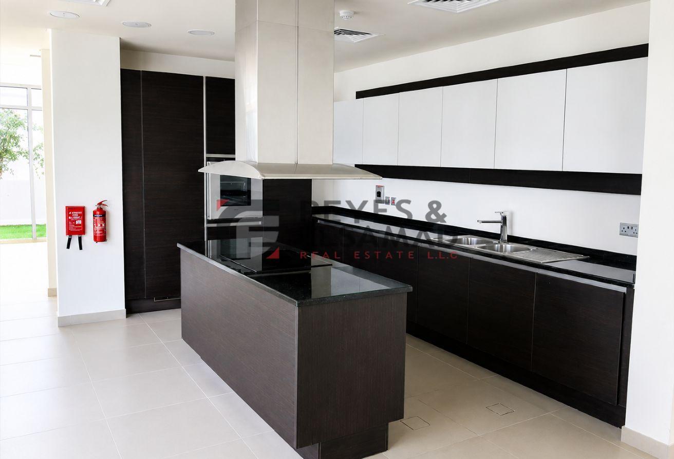 Private Pool | With Study and Maid room I Elevator photo 14