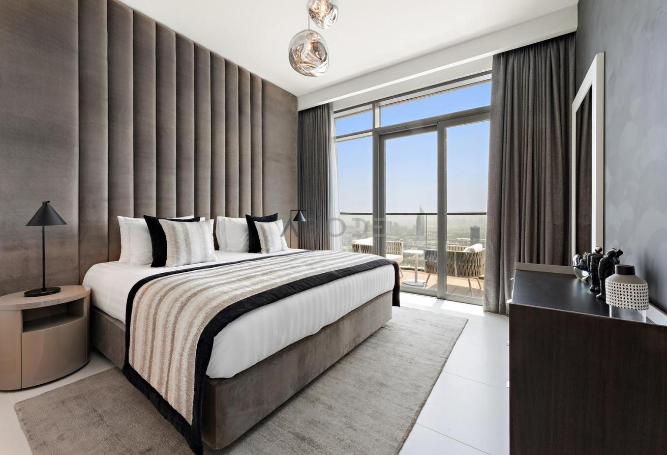 Top Floor 4BR | Marina Skyline View |Marina Vista photo 11