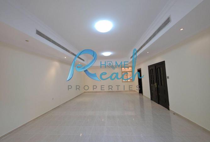 109933933 - Property Image 2