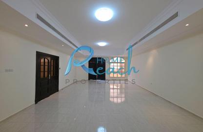 Villa - 5 Bedrooms - 6 Bathrooms for rent in Al Mushrif - Abu Dhabi Villa - 5 Bedrooms - 6 Bathrooms for rent in Al Mushrif - Abu Dhabi
