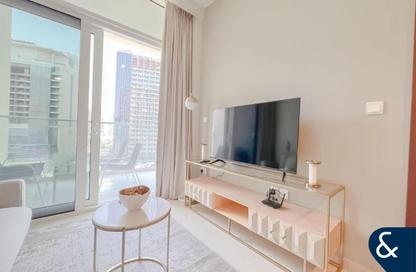 Apartment - 1 - 1 for rent in Reva Residences - Business Bay - Dubai